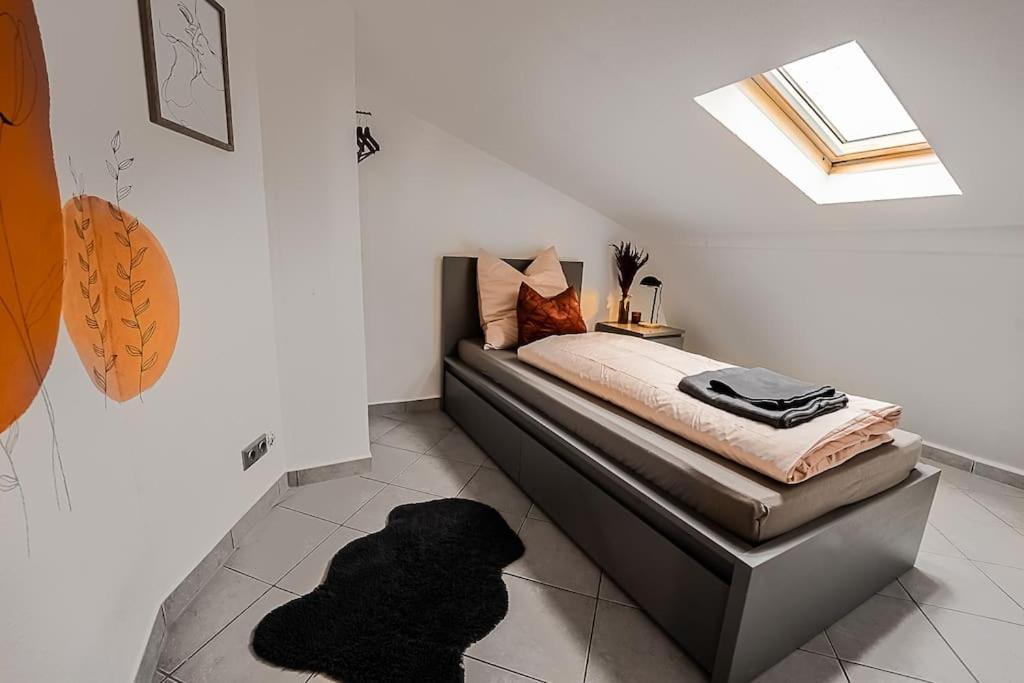 Ferienwohnung Loft Mit Billard-Tisch Und Ps4 Wuppertal Exterior foto