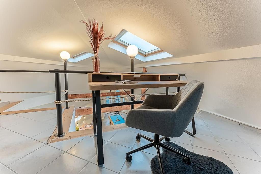 Ferienwohnung Loft Mit Billard-Tisch Und Ps4 Wuppertal Exterior foto