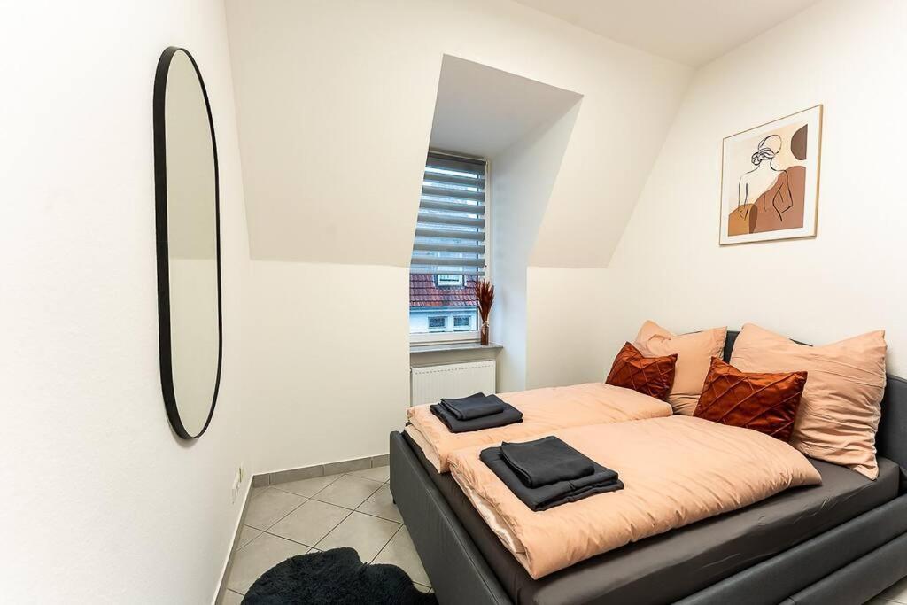 Ferienwohnung Loft Mit Billard-Tisch Und Ps4 Wuppertal Exterior foto
