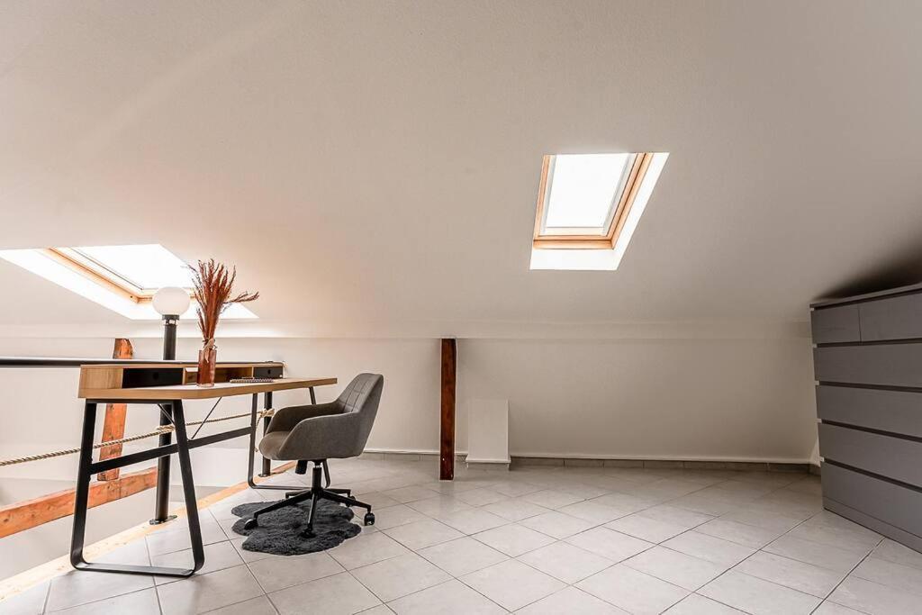 Ferienwohnung Loft Mit Billard-Tisch Und Ps4 Wuppertal Exterior foto