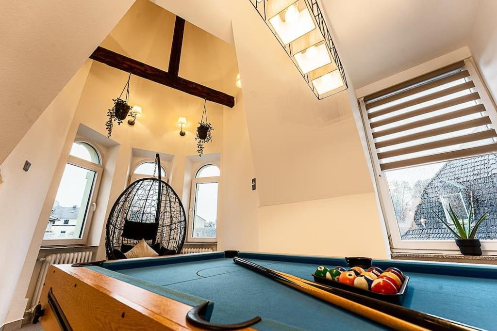 Ferienwohnung Loft Mit Billard-Tisch Und Ps4 Wuppertal Exterior foto
